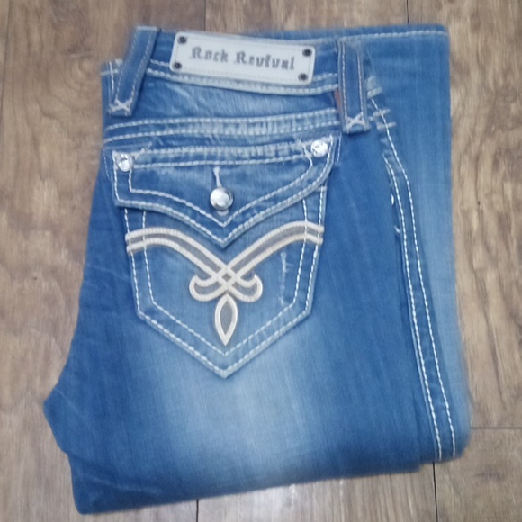 Rock Revival NWOT Jeans Women's 26 Boot Cut Faux Leather Pockets - Picture 4 of 9